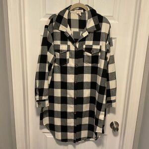 Happily Grey Flannel Black-White Buffalo Plaid Button Front Shacket/Dress Size L
